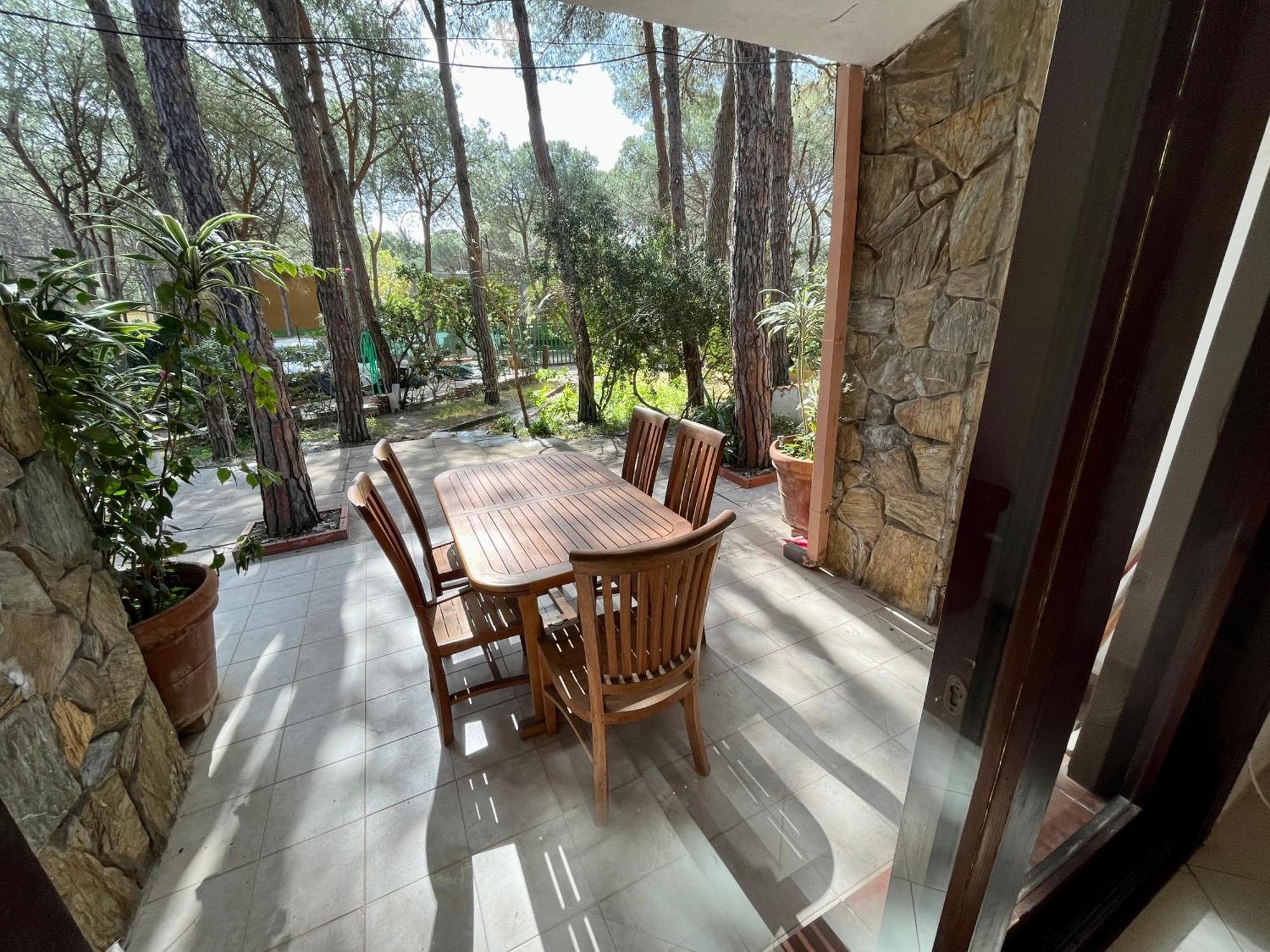 Coral House Premium, 200m To
